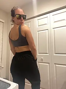 mrs  unknown online show from 11-14-25, 04:05