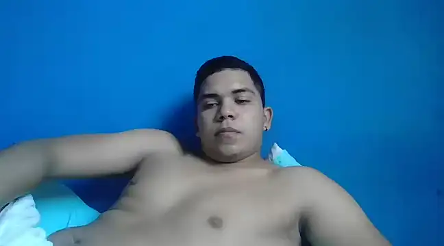 Snapshot of Eren_18 chatting on 03-10-25, 07:18 Eren 18 online show from 03-10-25, 07:18