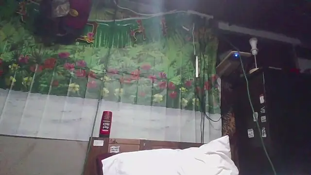 jaxx12369 online show from 03-17-26, 04:48