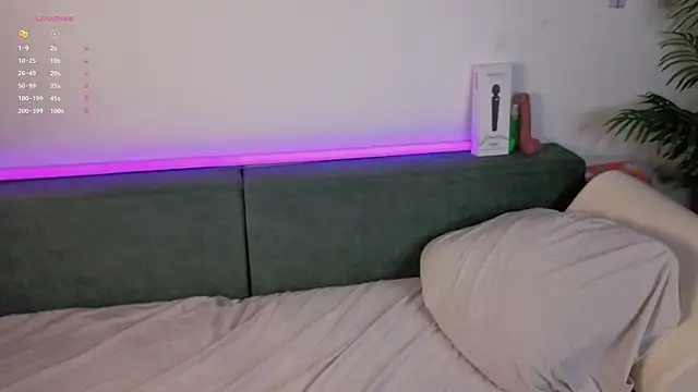 selina coy online show from 04-15-26, 09:26