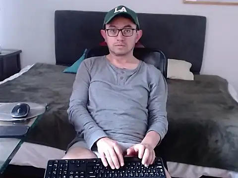 Diptongo online show from 01-11-26, 04:03