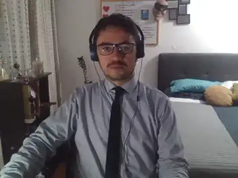 Snapshot of Diptongo chatting on 03-19-25, 01:21 Diptongo online show from 03-19-25, 01:21