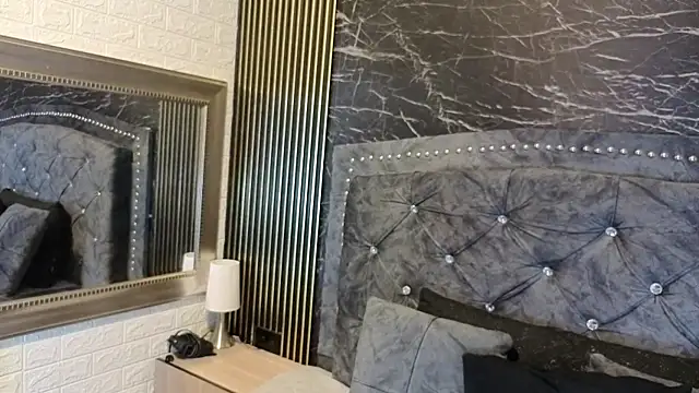 charlotte  G online show from 03-07-26, 10:32