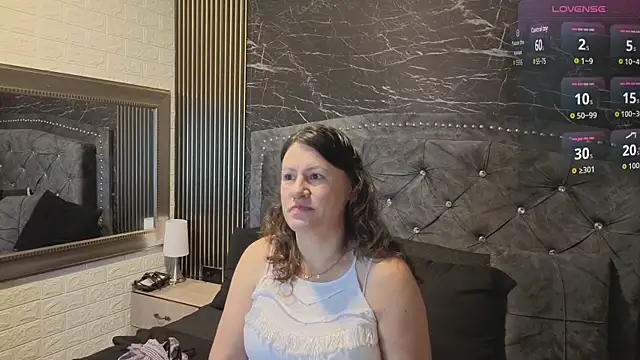 charlotte  G online show from 03-28-26, 11:00