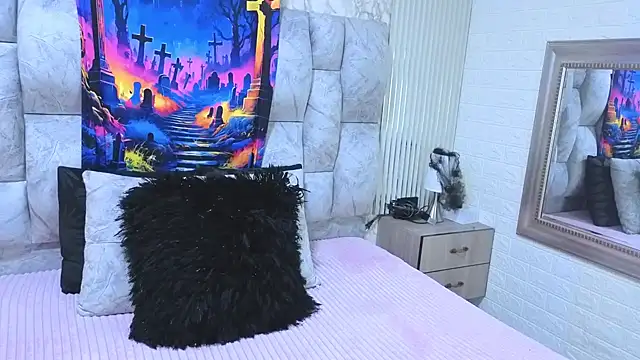 charlotte  G online show from 10-12-25, 12:39