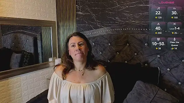 charlotte  G online show from 04-04-26, 11:17