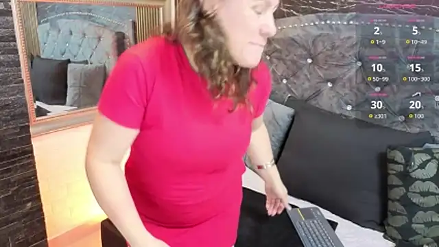 charlotte  G online show from 04-08-26, 11:22