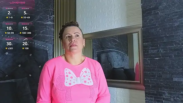 charlotte  G online show from 02-16-26, 10:47