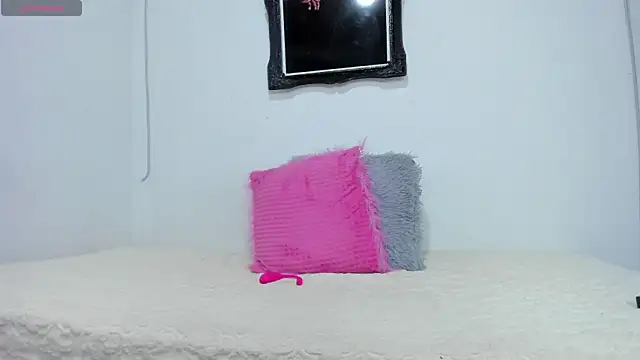Snapshot of liz_25b chatting on 10-01-25, 03:22 liz 25b online show from 10-01-25, 03:22