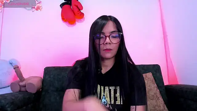 liz 25b online show from 07-18-26, 04:10