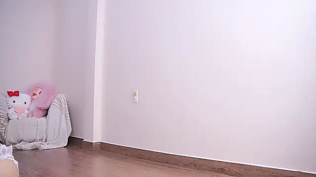 Miuzxc online show from 03-19-25, 04:14