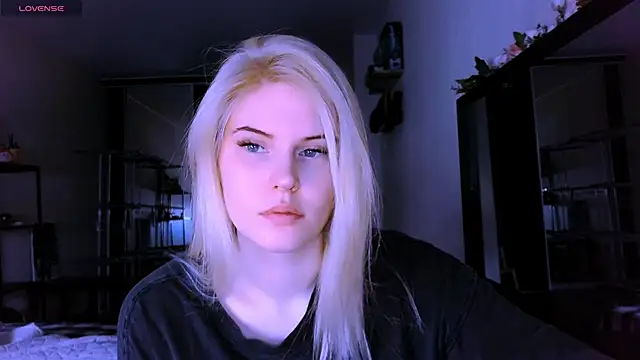 VoluptuousDreams online show from 03-15-25, 01:40