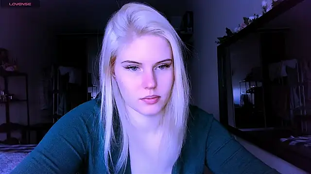 VoluptuousDreams online show from 03-16-25, 02:55
