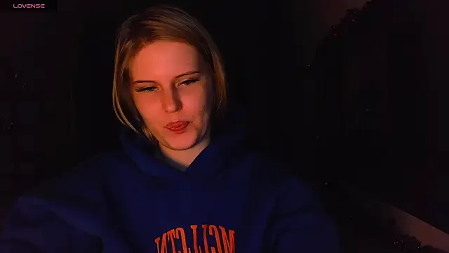 VoluptuousDreams online show from 02-07-25, 06:34