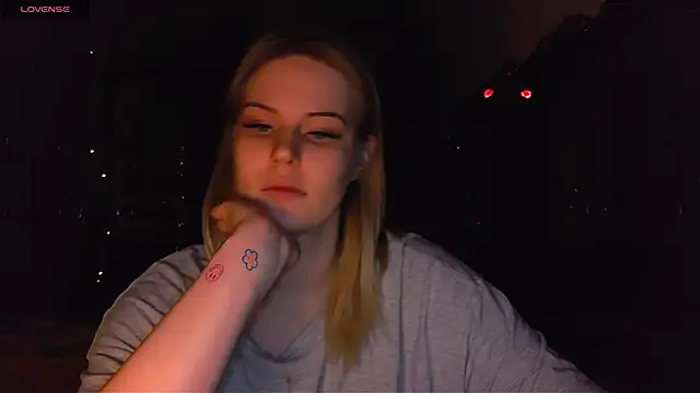 VoluptuousDreams online show from 01-19-25, 06:21