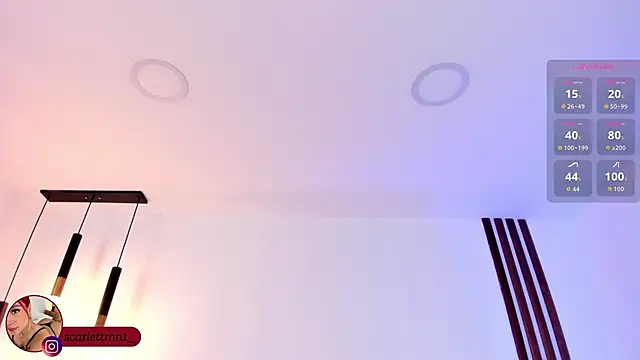 Scarlett Morgan  online show from 10-30-25, 07:44