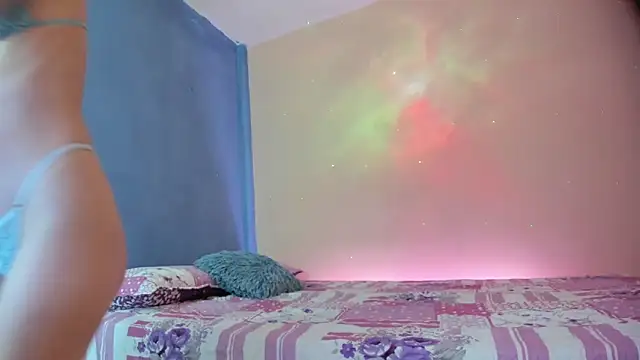 Snapshot of Zamu_1992 chatting on 11-07-25, 12:15 Zamu 1992 online show from 11-07-25, 12:15