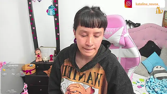 Katalina novoa online show from 03-24-26, 02:22