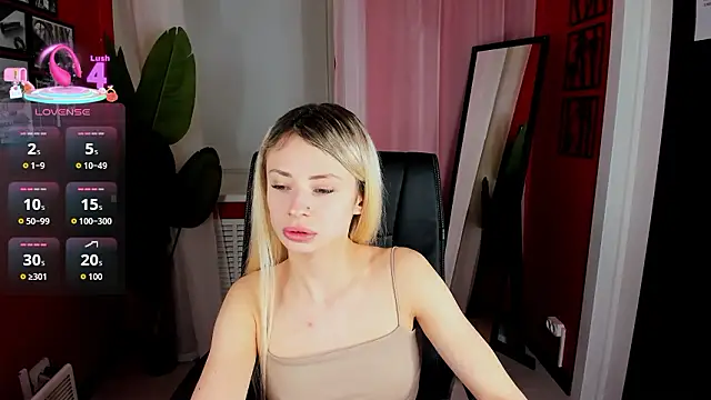 Snapshot of PollyMillees chatting on 02-04-26, 09:48 PollyMillees online show from 02-04-26, 09:48