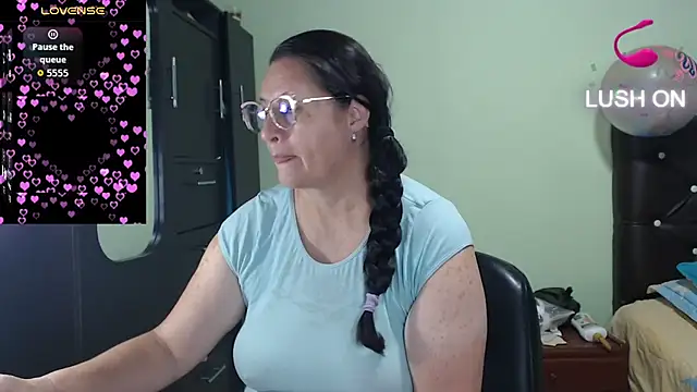 hairyglad69 online show from 10-18-25, 01:57