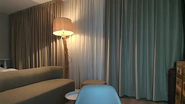 shayblonde online show from 11-26-25, 07:47