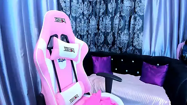 KamilaFoxy online show from 03-06-26, 05:24