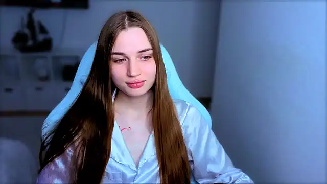 StellaLawless online show from 10-26-25, 09:04