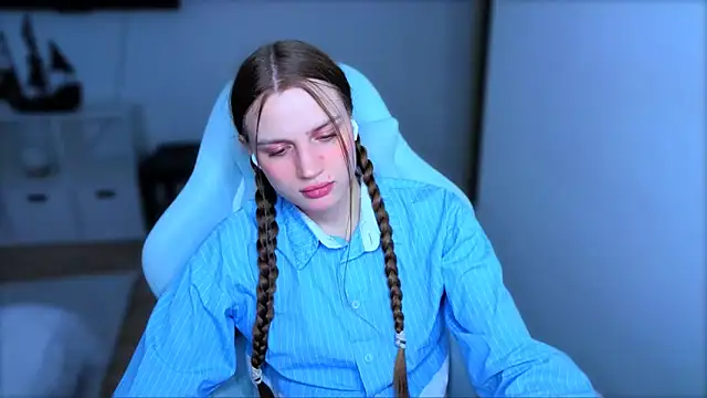 StellaLawless online show from 03-24-26, 12:16