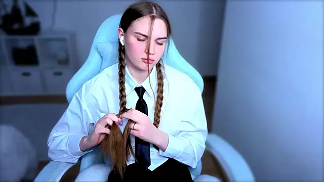 StellaLawless online show from 01-12-26, 08:15