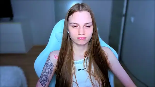 StellaLawless online show from 05-02-26, 08:36