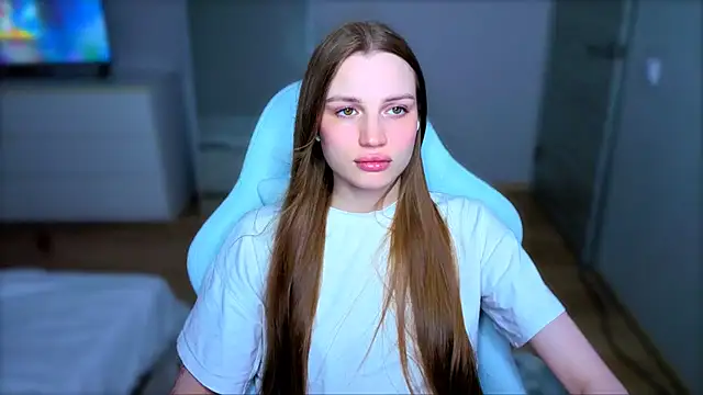 StellaLawless online show from 05-17-26, 07:58
