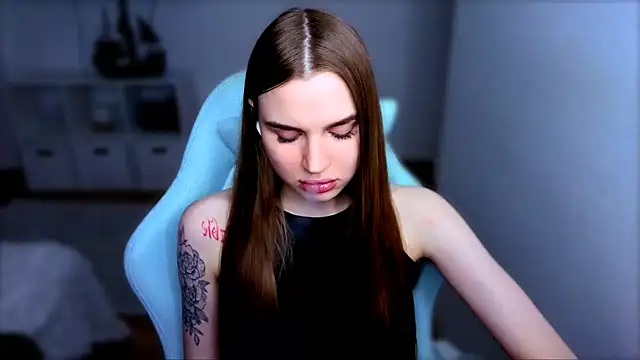 StellaLawless online show from 11-04-25, 07:50