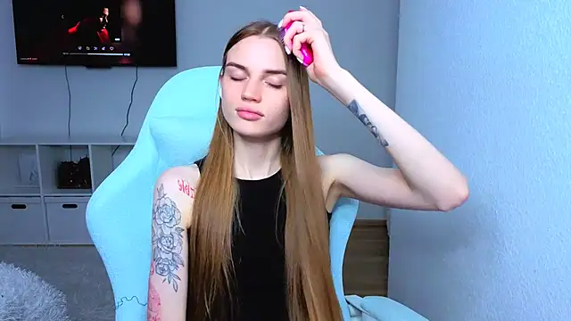 StellaLawless online show from 09-19-25, 05:39