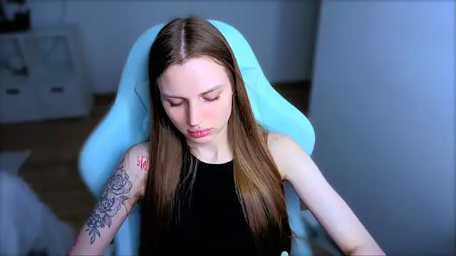 StellaLawless online show from 04-05-26, 10:38