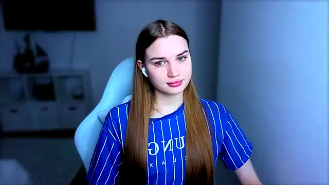 StellaLawless online show from 11-29-25, 02:50