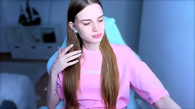 StellaLawless online show from 10-18-25, 01:57