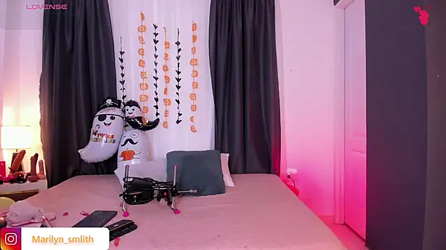 MarilynSmIith online show from 10-13-25, 11:45