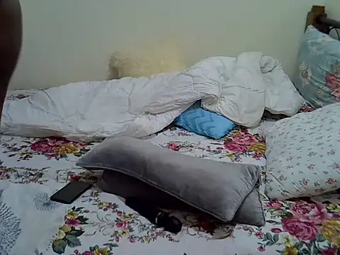 Sweet Bear online show from 02-08-26, 03:59