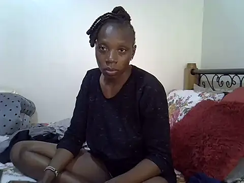 Snapshot of Sweet_Bear chatting on 03-19-25, 01:51 Sweet Bear online show from 03-19-25, 01:51
