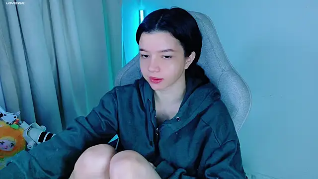 Snapshot of stephybrown chatting on 11-14-25, 01:20 stephybrown online show from 11-14-25, 01:20