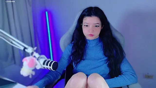 Snapshot of stephybrown chatting on 01-10-26, 02:18 stephybrown online show from 01-10-26, 02:18