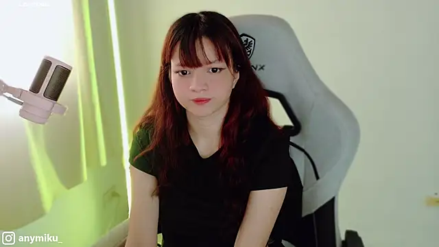Snapshot of stephybrown chatting on 01-19-25, 10:17 stephybrown online show from 01-19-25, 10:17
