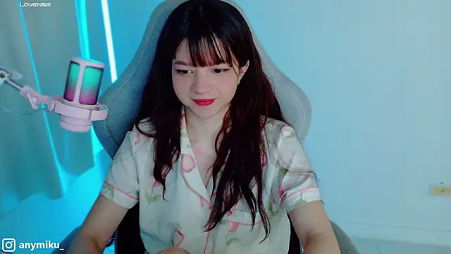 Snapshot of stephybrown chatting on 01-25-25, 12:38 stephybrown online show from 01-25-25, 12:38