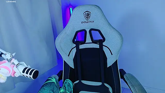 Snapshot of stephybrown chatting on 10-26-25, 01:28 stephybrown online show from 10-26-25, 01:28