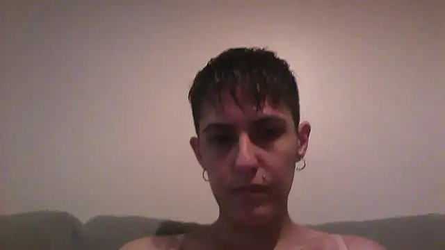 Snapshot of nickfxx chatting on 10-25-25, 10:43 nickfxx online show from 10-25-25, 10:43