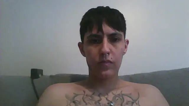 Snapshot of nickfxx chatting on 09-19-25, 03:38 nickfxx online show from 09-19-25, 03:38