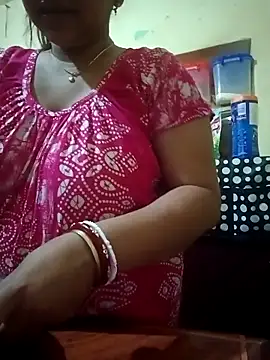 Snapshot of Payel-sharma chatting on 03-10-25, 04:57 Payel-sharma online show from 03-10-25, 04:57