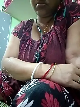 Snapshot of Payel-sharma chatting on 03-06-25, 04:30 Payel-sharma online show from 03-06-25, 04:30