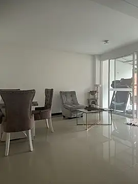 valecruz903 online show from 10-20-25, 06:08