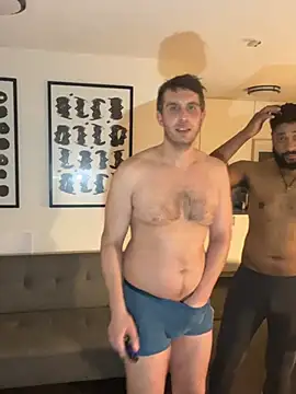 Snapshot of TheOnlyTwinTowers chatting on 02-24-26, 06:25 TheOnlyTwinTowers online show from 02-24-26, 06:25